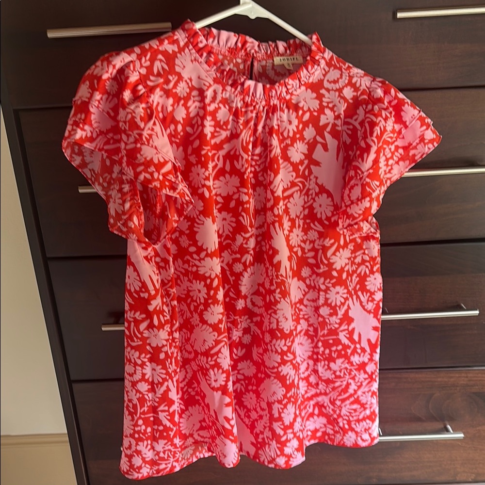 Jodifl Red and Pink blouse. Size medium